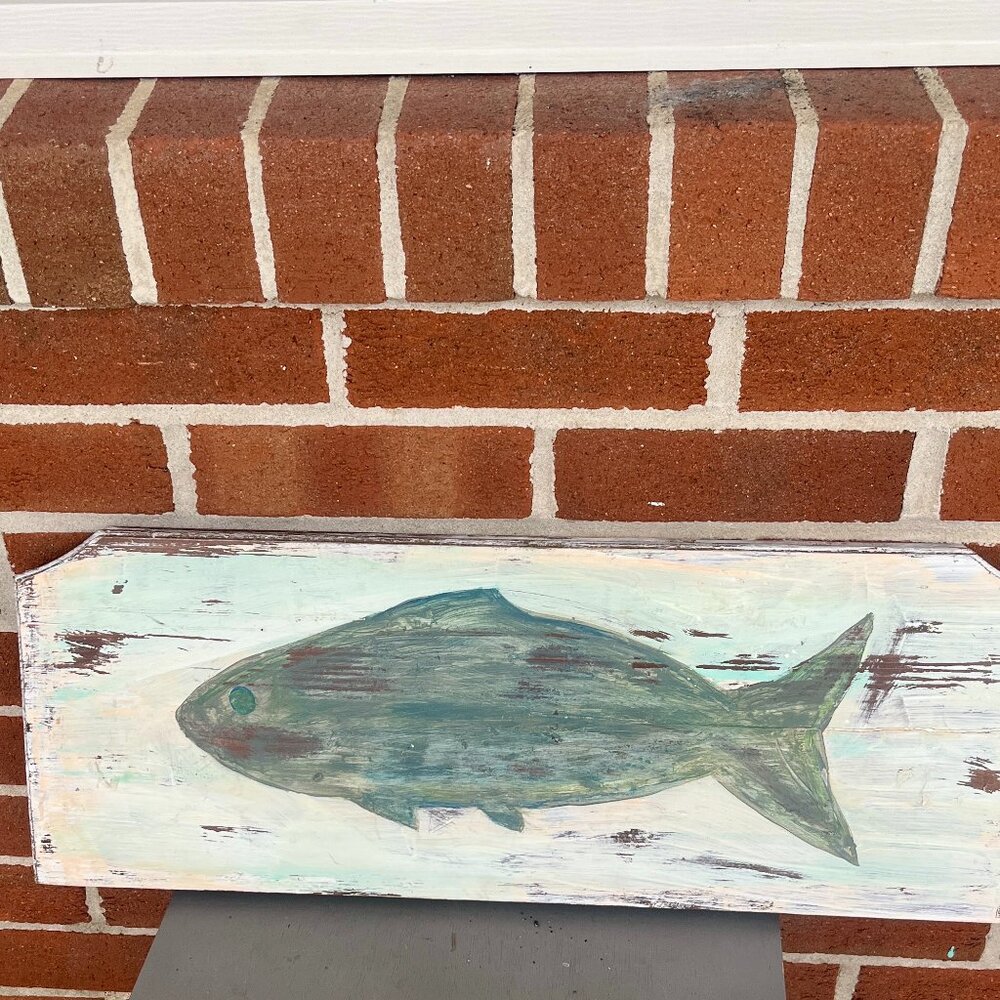 Reclaimed Wood Fish Decor Hand-painted Distressed Wall Art